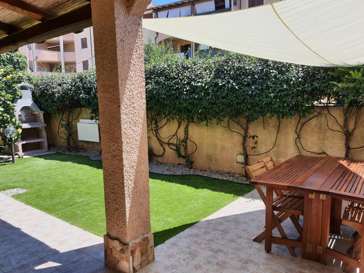 Casa Azzurra Olbia Mare Apartment Ngoại thất bức ảnh